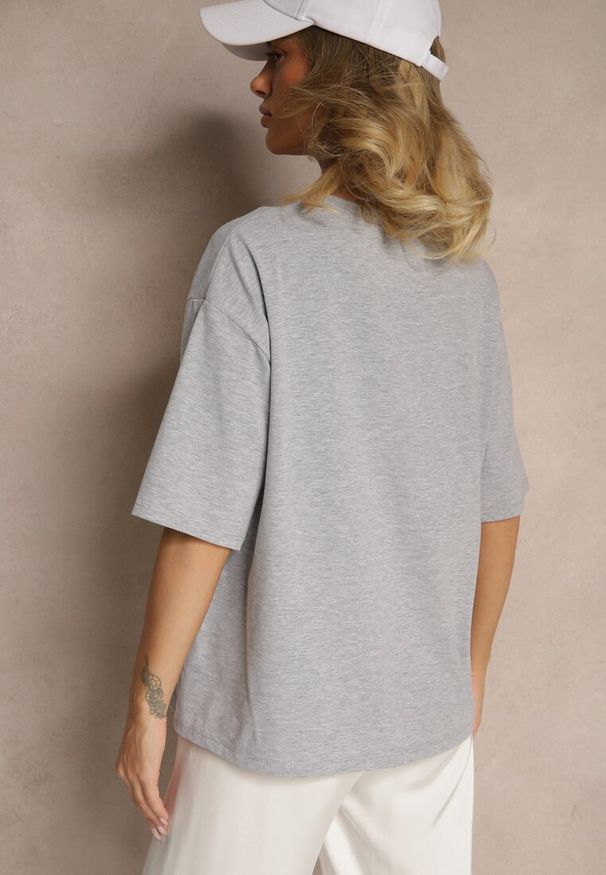 Renee - Szary T-shirt z Bawełny Ozdobiony Sercem Ranira. Okazja: na co dzień. Kolor: szary. Materiał: bawełna. Wzór: aplikacja. Styl: casual
