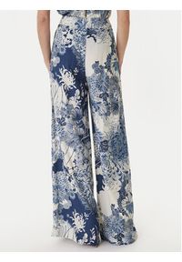 Guess Spodnie materiałowe W6GB02 W1578 Niebieski Regular Fit. Kolor: niebieski. Materiał: wiskoza #2