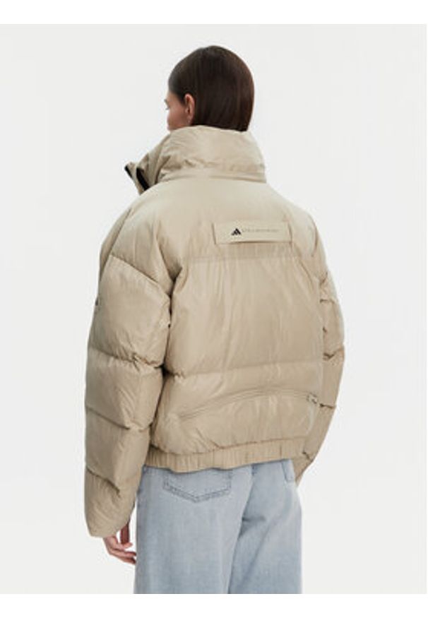Adidas by Stella McCartney - adidas by Stella McCartney Kurtka zimowa Stella McCartney Winter JI5198 Beżowy Loose Fit. Kolor: beżowy. Materiał: syntetyk. Sezon: zima