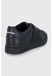 Calvin Klein Jeans Buty kolor czarny na płaskiej podeszwie. Nosek buta: okrągły. Kolor: czarny. Materiał: poliester, guma. Obcas: na płaskiej podeszwie #3