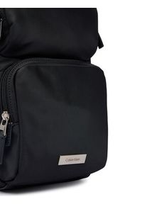 Calvin Klein Saszetka Clean Square LV04D3377G Czarny. Kolor: czarny. Materiał: materiał #3