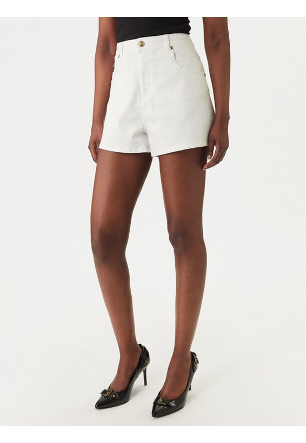 Versace Jeans Couture Szorty jeansowe 80HAD514 CEWCA Biały Regular Fit. Kolor: biały. Materiał: bawełna