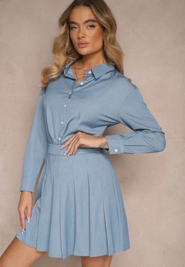 Renee - Niebieska Rozkloszowana Spódnica z Bawełny z Plisami Delamira. Okazja: na co dzień. Stan: podwyższony. Kolor: niebieski. Materiał: bawełna. Styl: elegancki, casual