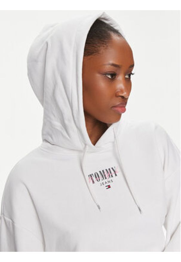 Tommy Jeans Bluza Essential Logo DW0DW17797 Biały Relaxed Fit. Kolor: biały. Materiał: bawełna, syntetyk