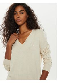 Tommy Jeans Sweter Essential DW0DW18670 Beżowy Regular Fit. Kolor: beżowy. Materiał: bawełna, wiskoza #4