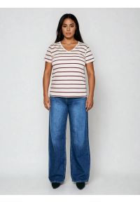 Big-Star - Koszulka damska z dekoltem v-neck w paski kremowa Retina 103. Okazja: na spacer, na co dzień. Typ kołnierza: dekolt w kształcie V. Kolor: biały. Materiał: denim, bawełna, len. Wzór: paski. Styl: casual, klasyczny #5