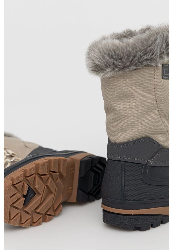 CMP śniegowce dziecięce GIRL POLHANNE SNOW BOOTS kolor beżowy. Nosek buta: okrągły. Zapięcie: sznurówki. Kolor: beżowy. Materiał: guma