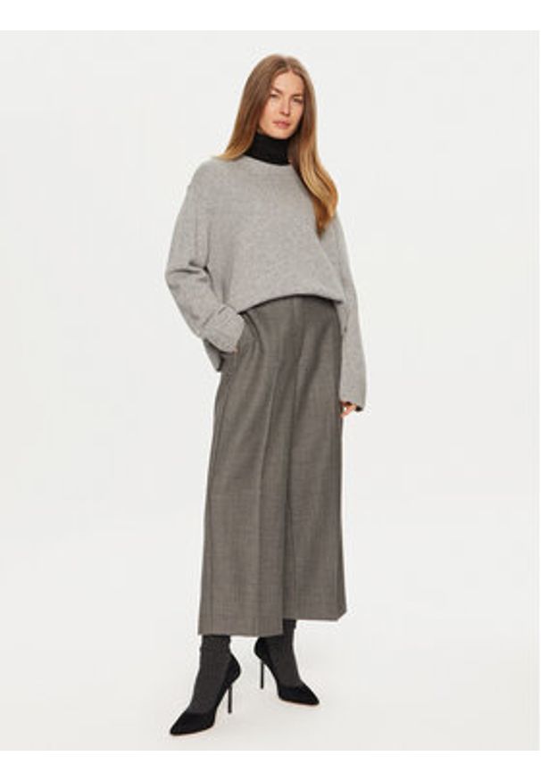 Herskind Sweter Doofa 5335974 Szary Regular Fit. Kolor: szary. Materiał: kaszmir