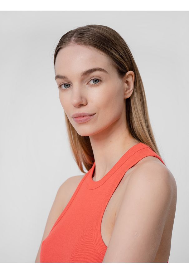 4f - 4F Crop top z prążkowanej dzianiny damski XS. Kolor: czerwony. Materiał: dzianina, prążkowany