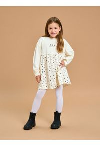 Sinsay - Sukienka w kwiaty - kremowy. Kolor: kremowy. Wzór: kwiaty #1