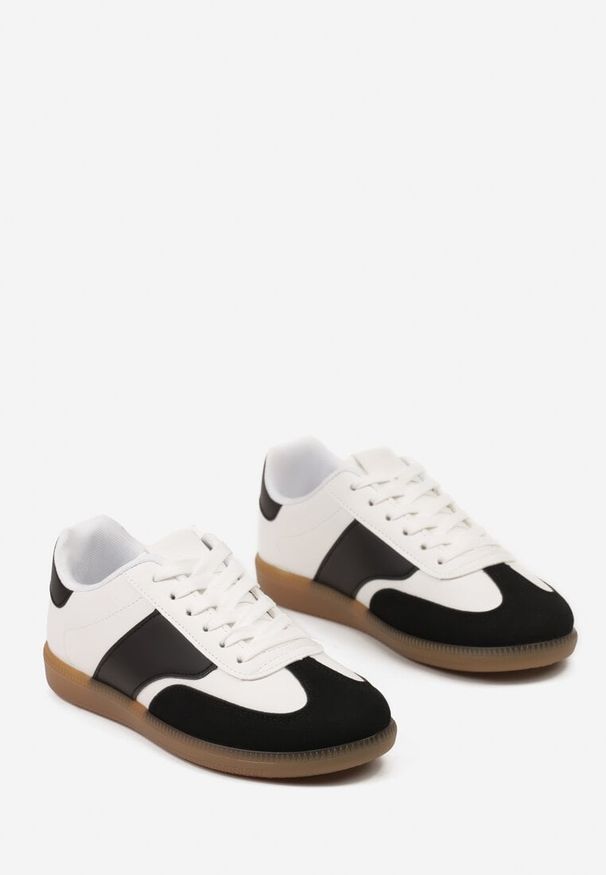 Renee - Czarno-Białe Sneakersy Tenisówki z Klasycznym Sznurowaniem Norio. Kolor: czarny. Materiał: jeans