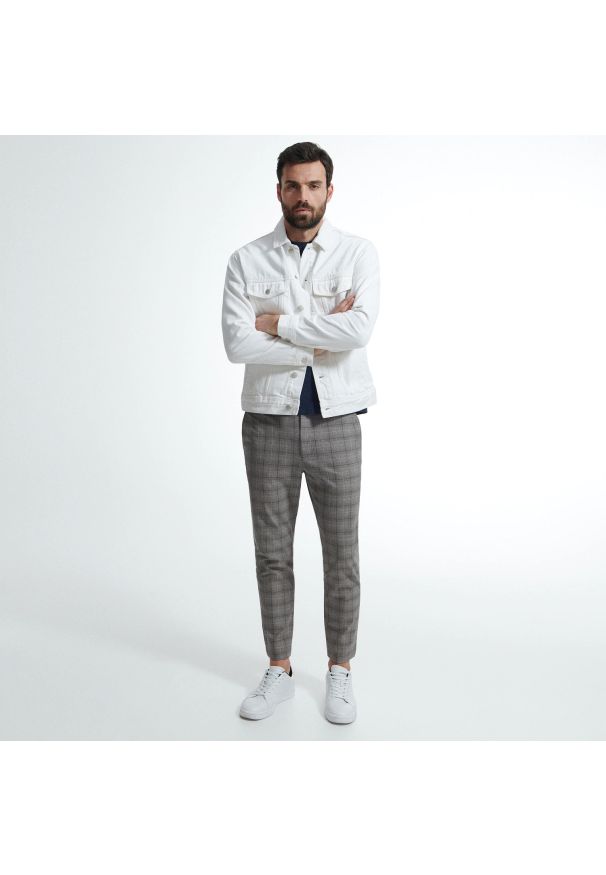 Reserved - Spodnie jogger w kratę - Beżowy. Kolor: beżowy