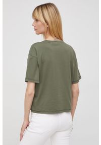 Pepe Jeans t-shirt bawełniany NINA kolor zielony. Kolor: zielony. Materiał: bawełna. Długość rękawa: krótki rękaw. Długość: krótkie. Wzór: nadruk #2