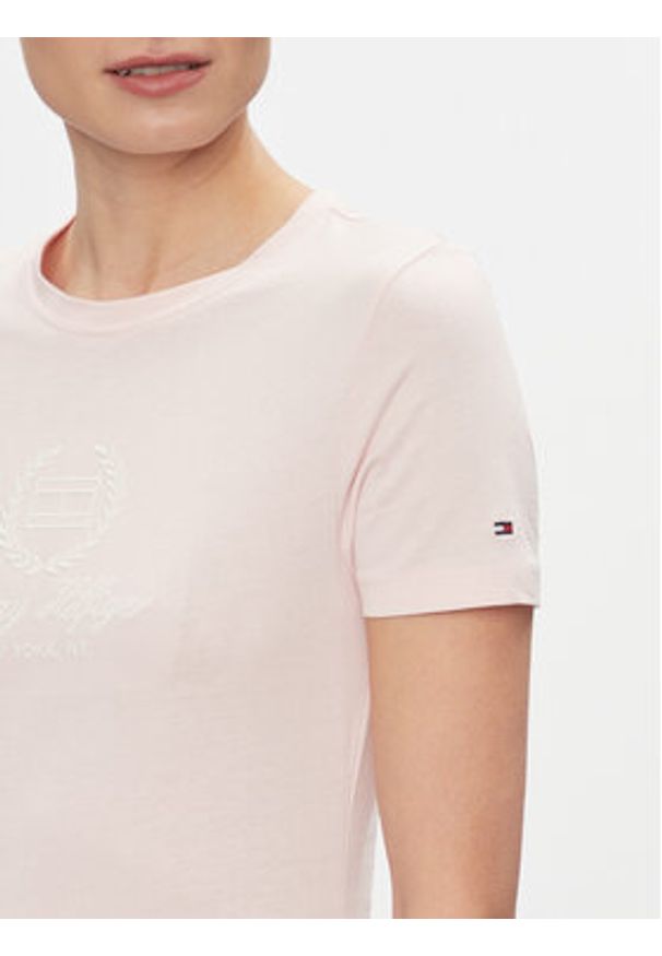 TOMMY HILFIGER - Tommy Hilfiger T-Shirt Flag Script WW0WW41761 Różowy Slim Fit. Kolor: różowy. Materiał: bawełna