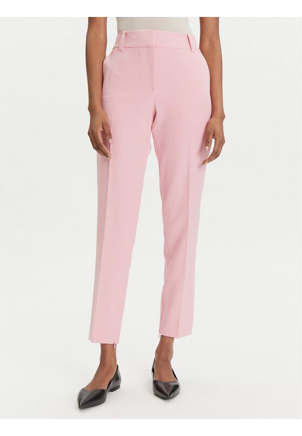 Hugo - HUGO Spodnie materiałowe Hedima-1 50544742 Różowy Slim Fit. Kolor: różowy. Materiał: syntetyk