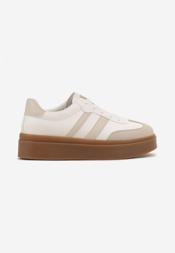 Born2be - Biało-Beżowe Sneakersy w Stylu Tenisówek z Paskami Nilomira. Okazja: na co dzień. Zapięcie: pasek. Kolor: biały. Materiał: jeans