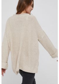 Answear Lab Sweter z domieszką wełny damski kolor beżowy ciepły. Kolor: beżowy. Materiał: wełna. Długość rękawa: długi rękaw. Długość: długie. Wzór: ze splotem. Styl: wakacyjny #5