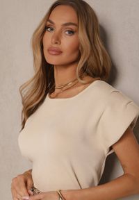 Renee - Beżowa Pudełkowa Sukienka z Wiskozą z Dodatkowym Paskiem z Klamrą Pollame. Okazja: na co dzień. Kolor: beżowy. Materiał: wiskoza. Styl: glamour, klasyczny, elegancki, casual #3