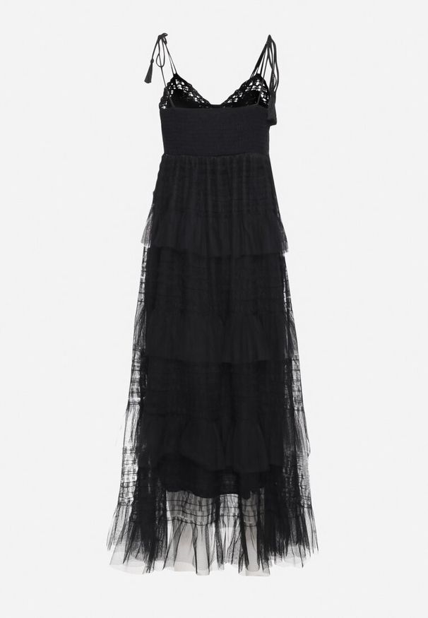 Born2be - Czarna Rozkloszowana Sukienka na Wiązanych Ramiączkach z Szydełkową Górą z Falbankami Meatia. Okazja: do pracy. Typ kołnierza: kołnierz z falbankami. Kolor: czarny. Długość rękawa: na ramiączkach