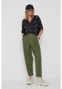 Ellesse - Spodnie. Kolor: zielony. Wzór: nadruk #3