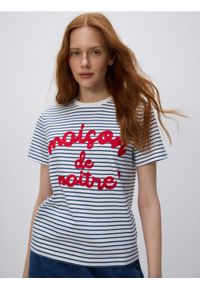 Reserved - T-shirt z haftem - wielobarwny. Materiał: bawełna. Wzór: haft