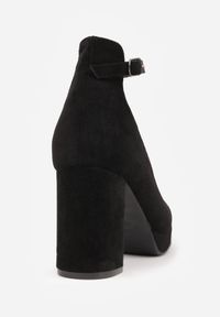 Born2be - Czarne Czółenka z Imitacji Zamszu na Słupku Shilova. Okazja: na spotkanie biznesowe. Zapięcie: pasek. Kolor: czarny. Materiał: zamsz. Sezon: jesień, wiosna, lato. Obcas: na słupku. Styl: biznesowy, klasyczny #7