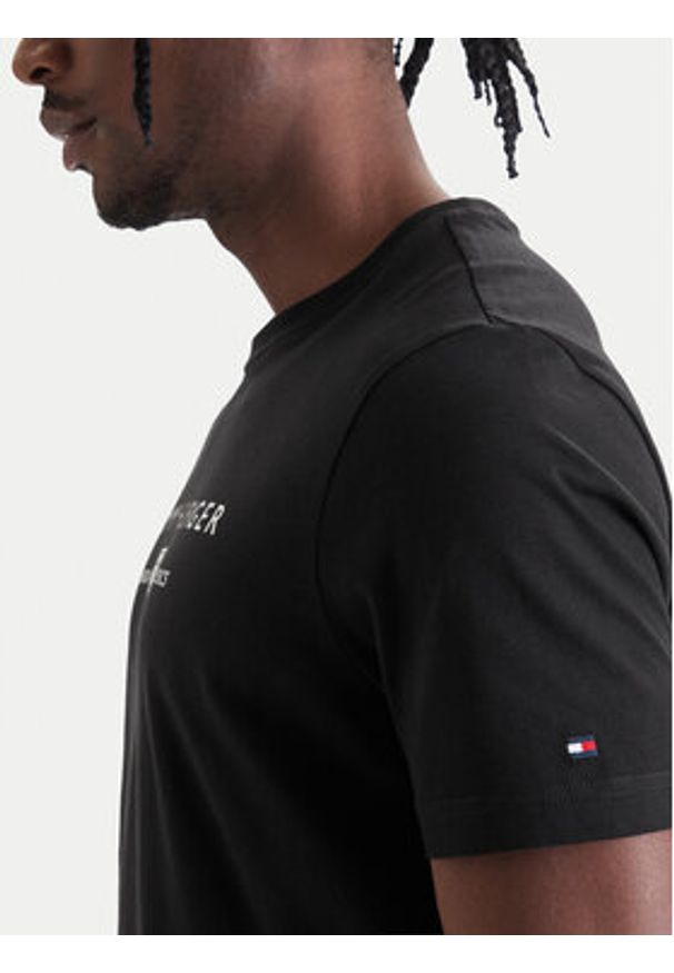 TOMMY HILFIGER - Tommy Hilfiger T-Shirt Brand Love MW0MW42365 Czarny Regular Fit. Kolor: czarny. Materiał: bawełna