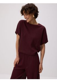 Reserved - Bluzka z luźnymi rękawami - bordowy. Kolor: czerwony. Materiał: dzianina #1