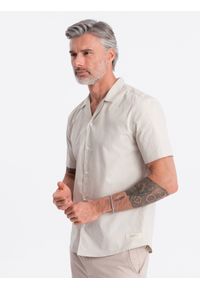 Ombre Clothing - Męska koszula z krótkim rękawem i kubańskim kołnierzem - kremowa V7. Okazja: na co dzień. Kolor: kremowy. Materiał: tkanina, bawełna. Długość rękawa: krótki rękaw. Długość: krótkie. Wzór: gładki, jednolity. Sezon: lato. Styl: klasyczny, casual #10
