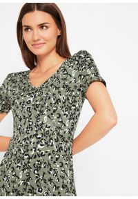 bonprix - Sukienka T-shirtowa z lejącego materiału z wiskozą. Typ kołnierza: dekolt kopertowy. Kolor: zielony. Materiał: wiskoza, materiał. Typ sukienki: kopertowe #2