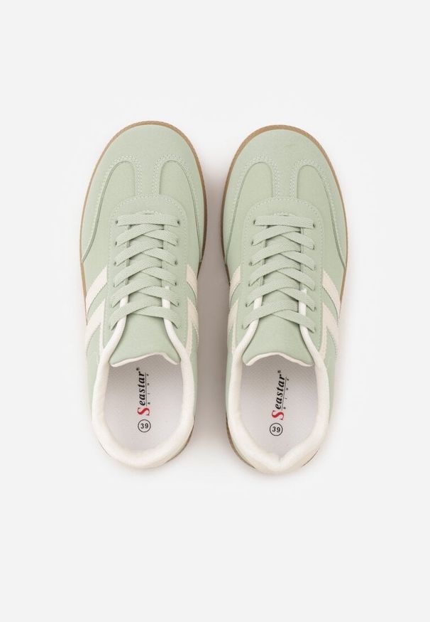 Renee - Zielone Sneakersy Typu Klasyczne Tenisówki Kilice. Okazja: na co dzień, na randkę. Kolor: zielony. Materiał: satyna, koronka