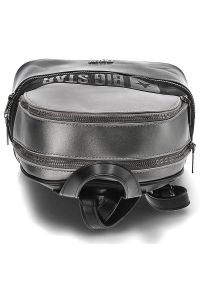 Big Star Accessories - Czarny Modny Plecak Damski Big Star. Kolor: czarny. Materiał: z tłoczeniem. Styl: casual #5