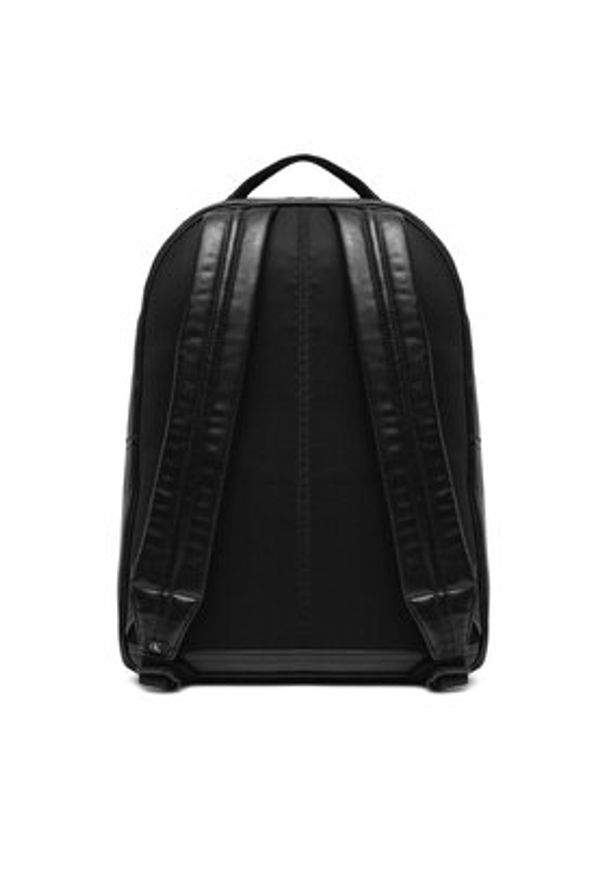 Calvin Klein Jeans Plecak Tumbled Zip Top Backpack43 Pu K50K512989 Czarny. Kolor: czarny. Materiał: skóra