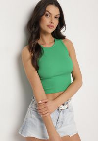 Born2be - Zielony Krótki Tank Top z Prążkowanej Tkaniny Nevallia. Okazja: na co dzień. Kolor: zielony. Materiał: tkanina, prążkowany. Długość: krótkie. Styl: klasyczny, elegancki, casual #7
