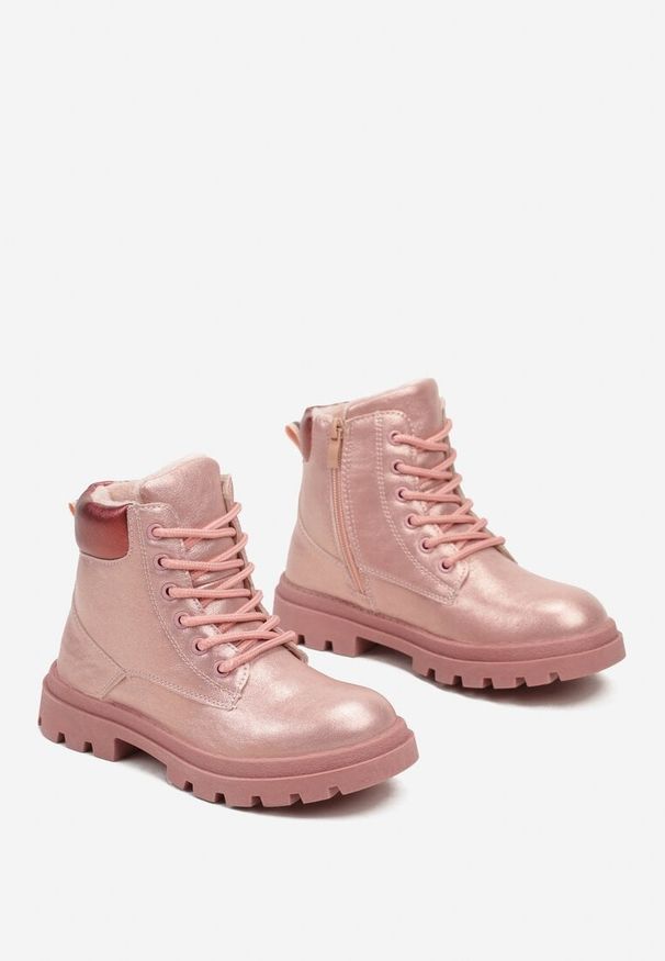 Born2be - Różowe Botki Lekko Ocieplane z Metalicznym Połyskiem Meridon. Okazja: na uczelnię, na co dzień. Kolor: różowy. Materiał: jeans. Styl: młodzieżowy, casual, elegancki