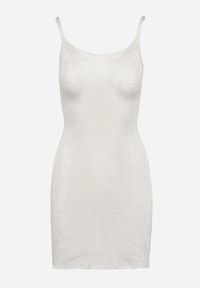 Born2be - Srebrna Dopasowana Sukienka z Metaliczną Nicią Liresine. Okazja: na co dzień. Kolor: srebrny. Długość rękawa: na ramiączkach. Wzór: aplikacja. Typ sukienki: proste. Styl: casual, klasyczny #6