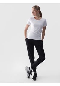 4f - 4F Spodnie dresowe joggery damskie - czarne S. Kolor: czarny. Materiał: dresówka. Wzór: gładki, ze splotem