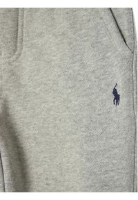 Polo Ralph Lauren Spodnie dresowe Core Replen 322720897004 Szary Regular Fit. Kolor: szary. Materiał: bawełna