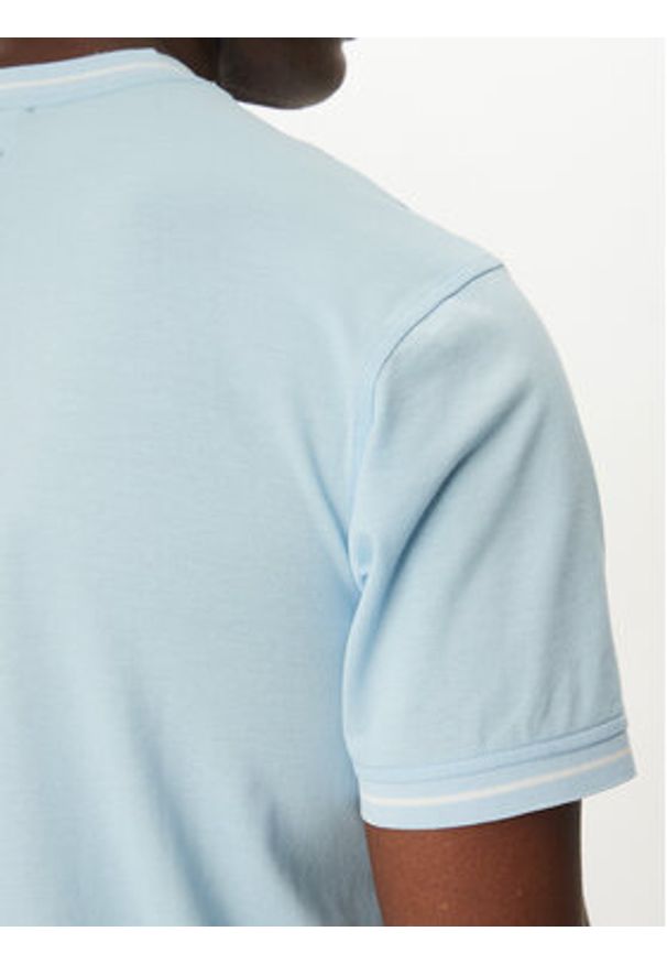 Liu Jo T-Shirt QA5161 J4933 Błękitny Regular Fit. Kolor: niebieski. Materiał: bawełna