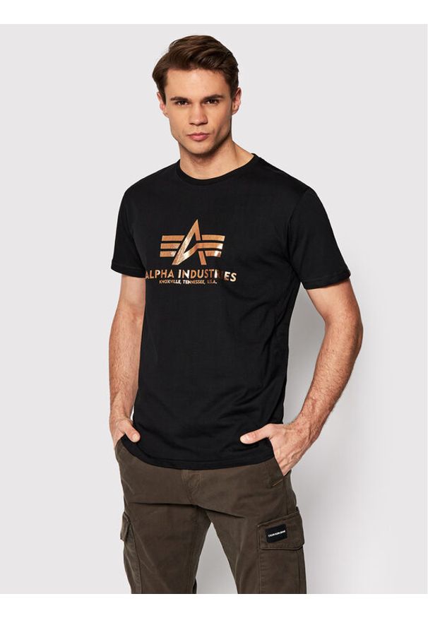 Alpha Industries T-Shirt Basic Foll Print 100501FP Czarny Regular Fit. Kolor: czarny. Materiał: bawełna. Wzór: nadruk