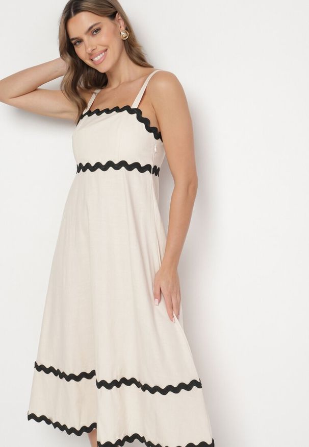 Born2be - Beżowa Sukienka z Bawełną Wiskozą na Ramiączkach z Lamówką Ilanise. Okazja: na spacer, na co dzień. Kolor: beżowy. Materiał: wiskoza, bawełna. Długość rękawa: na ramiączkach. Wzór: aplikacja. Sezon: lato. Typ sukienki: proste. Styl: elegancki, casual