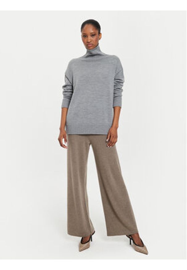 Max Mara Leisure Golf Superbo 2426366148 Szary Relaxed Fit. Typ kołnierza: golf. Kolor: szary. Materiał: wełna