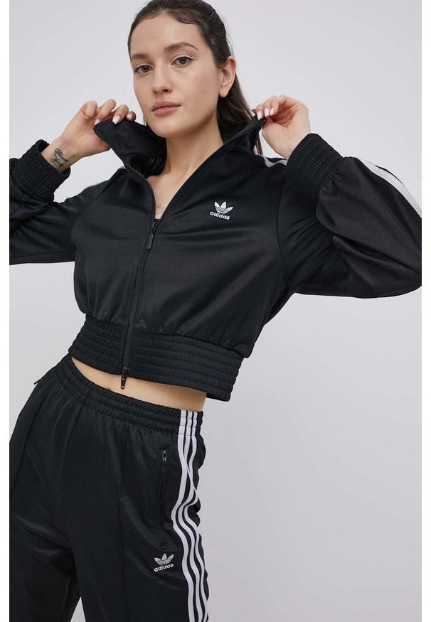 adidas Originals bluza Adicolor damska kolor czarny gładka. Okazja: na co dzień. Kolor: czarny. Materiał: dzianina, materiał. Wzór: gładki. Styl: casual