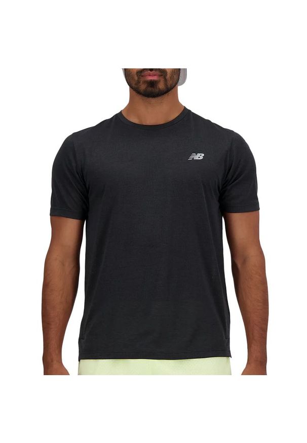 Koszulka męska New Balance MT41253BK - czarna. Kolor: czarny. Materiał: poliester, materiał. Sport: fitness
