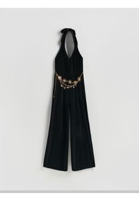Reserved - Kombinezon z ozdobnym paskiem - czarny. Kolor: czarny. Materiał: dzianina #1