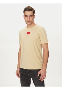 Hugo - HUGO T-Shirt Diragolino212 50447978 Beżowy Regular Fit. Kolor: beżowy. Materiał: bawełna