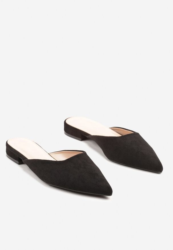Born2be - Czarne Eleganckie Klapki Mule ze Szpiczastym Noskiem Derraza. Okazja: na co dzień. Nosek buta: szpiczasty. Kolor: czarny. Materiał: jeans. Sezon: lato, wiosna. Obcas: na obcasie. Styl: elegancki. Wysokość obcasa: niski