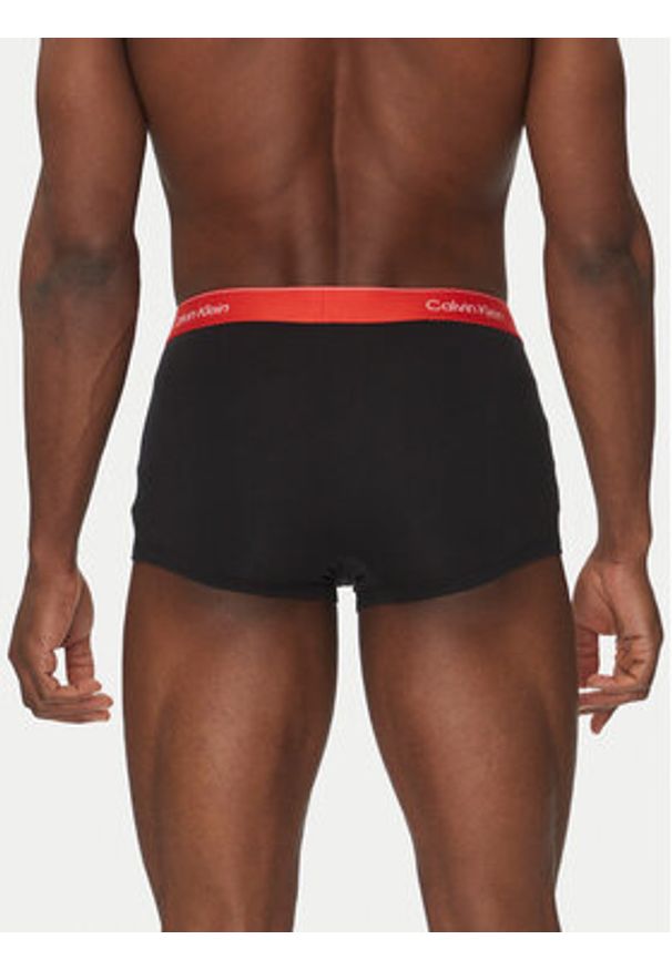Calvin Klein Underwear Komplet 3 par bokserek LV00NB4389 Czarny. Kolor: czarny. Materiał: bawełna