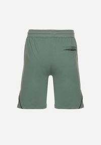 Born2be - Zielone Dresowe Szorty Bermudy z Ozdobnymi Przeszyciami Nitarria. Okazja: na co dzień. Kolor: zielony. Materiał: dresówka. Styl: sportowy, casual, elegancki, klasyczny