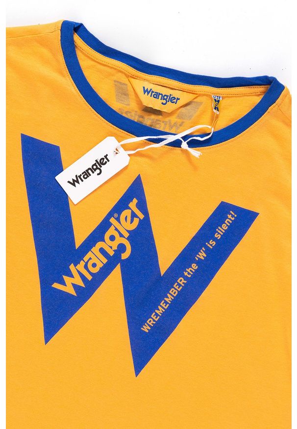 Wrangler - WRANGLER T SHIRT DAMSKI B&Y W CROP TEE AMBER YELLOW W721CF7UY 112130924. Wzór: nadruk